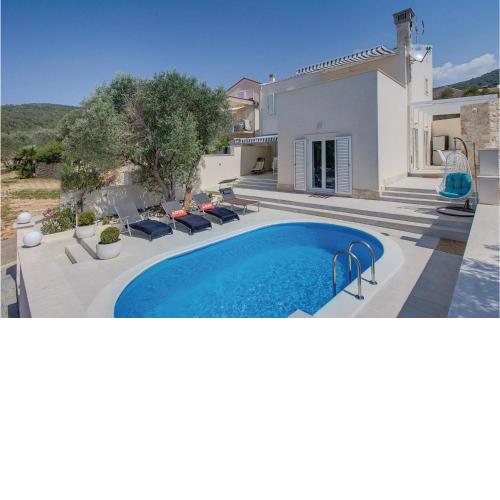 Awesome home in Martinscica with 3 Bedrooms, WiFi and Outdoor swimming pool