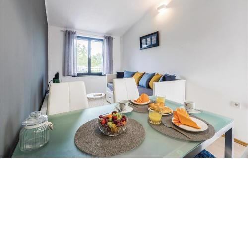 One-Bedroom Apartment in Porec