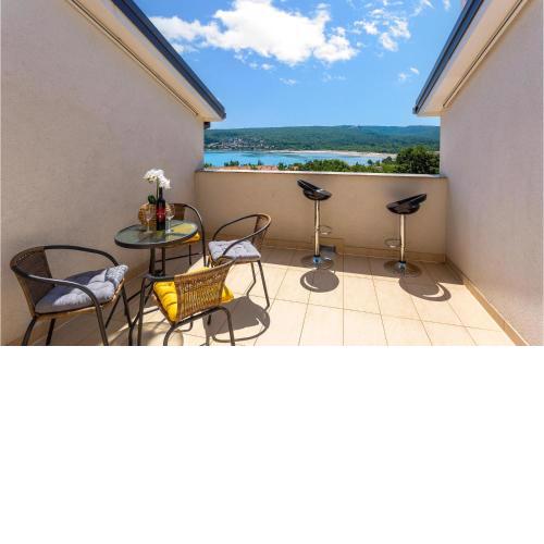 Stunning apartment in Dobrinj with 3 Bedrooms and WiFi
