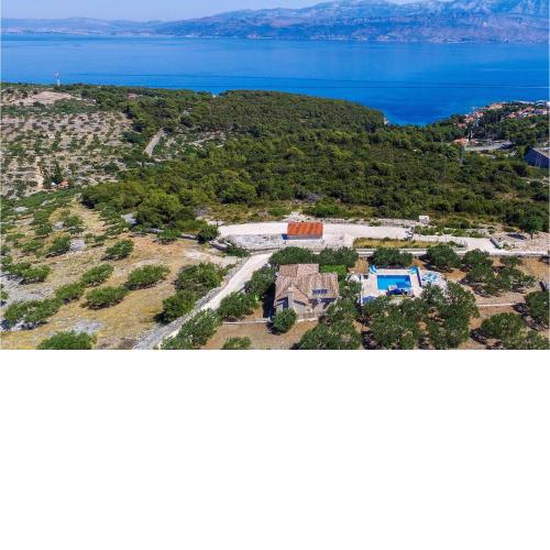 Stunning Home In Postira With 2 Bedrooms, Wifi And Outdoor Swimming Pool