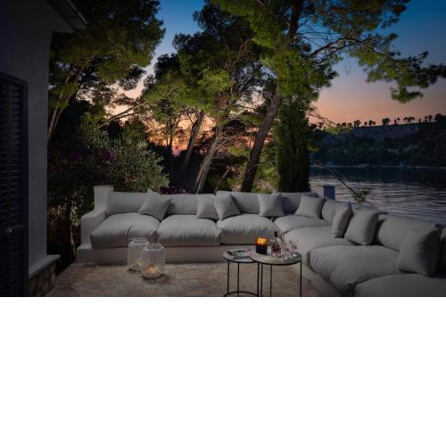 Summer house for an intimate holidays