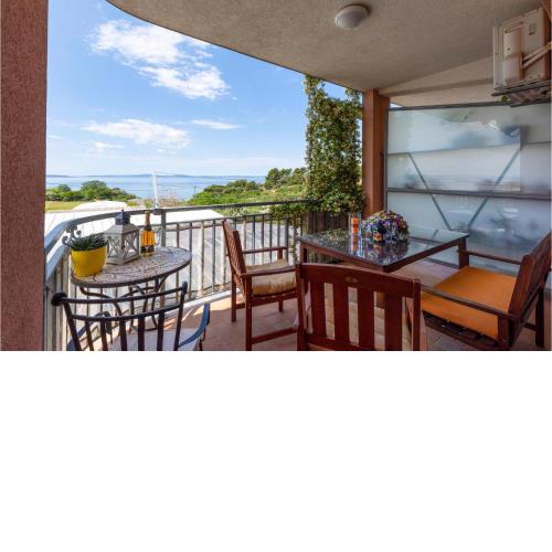 Two-Bedroom Apartment with Sea View in Split